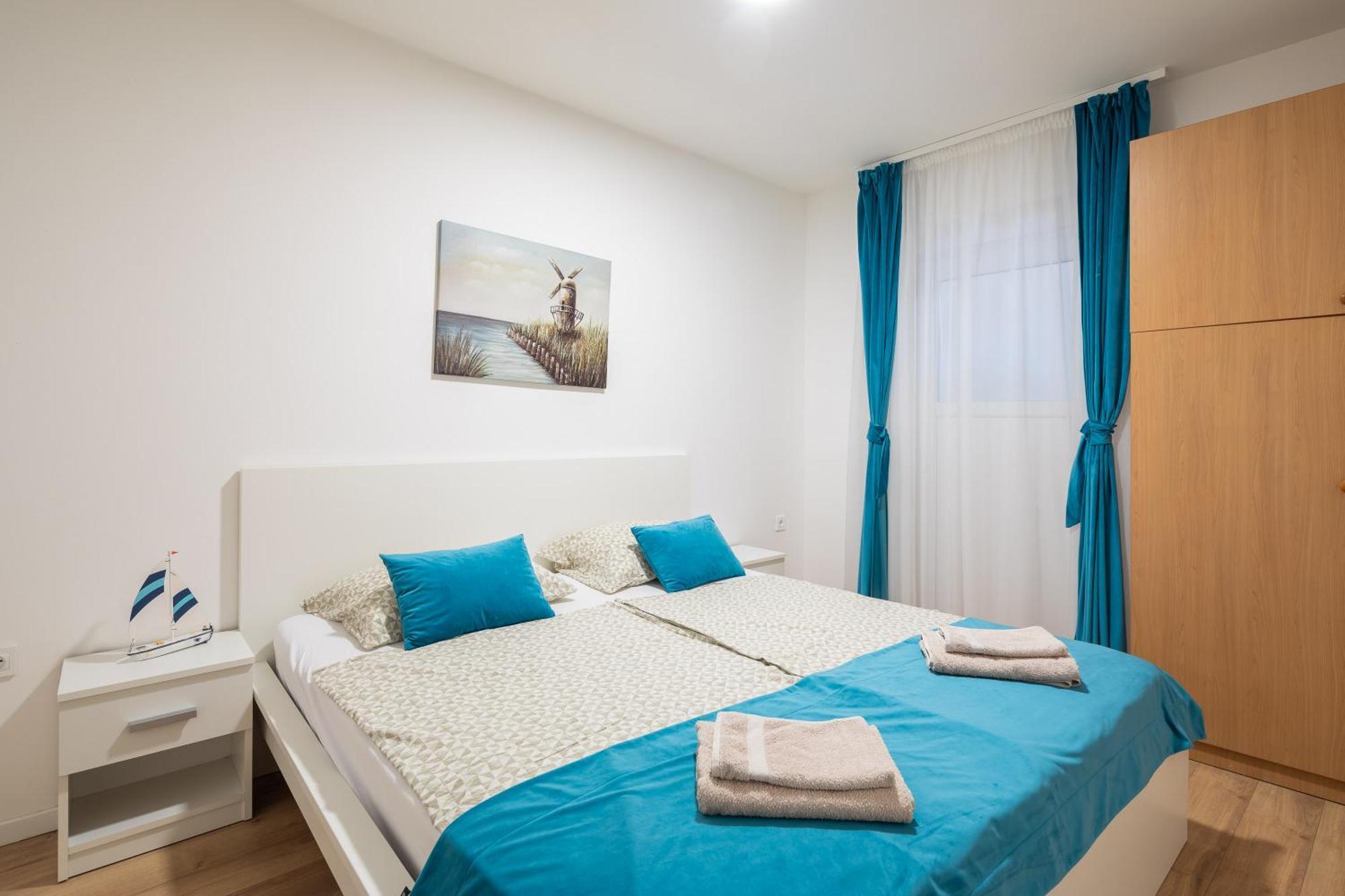 Apartments Near Central Beach With Free Parking Makarska Værelse billede